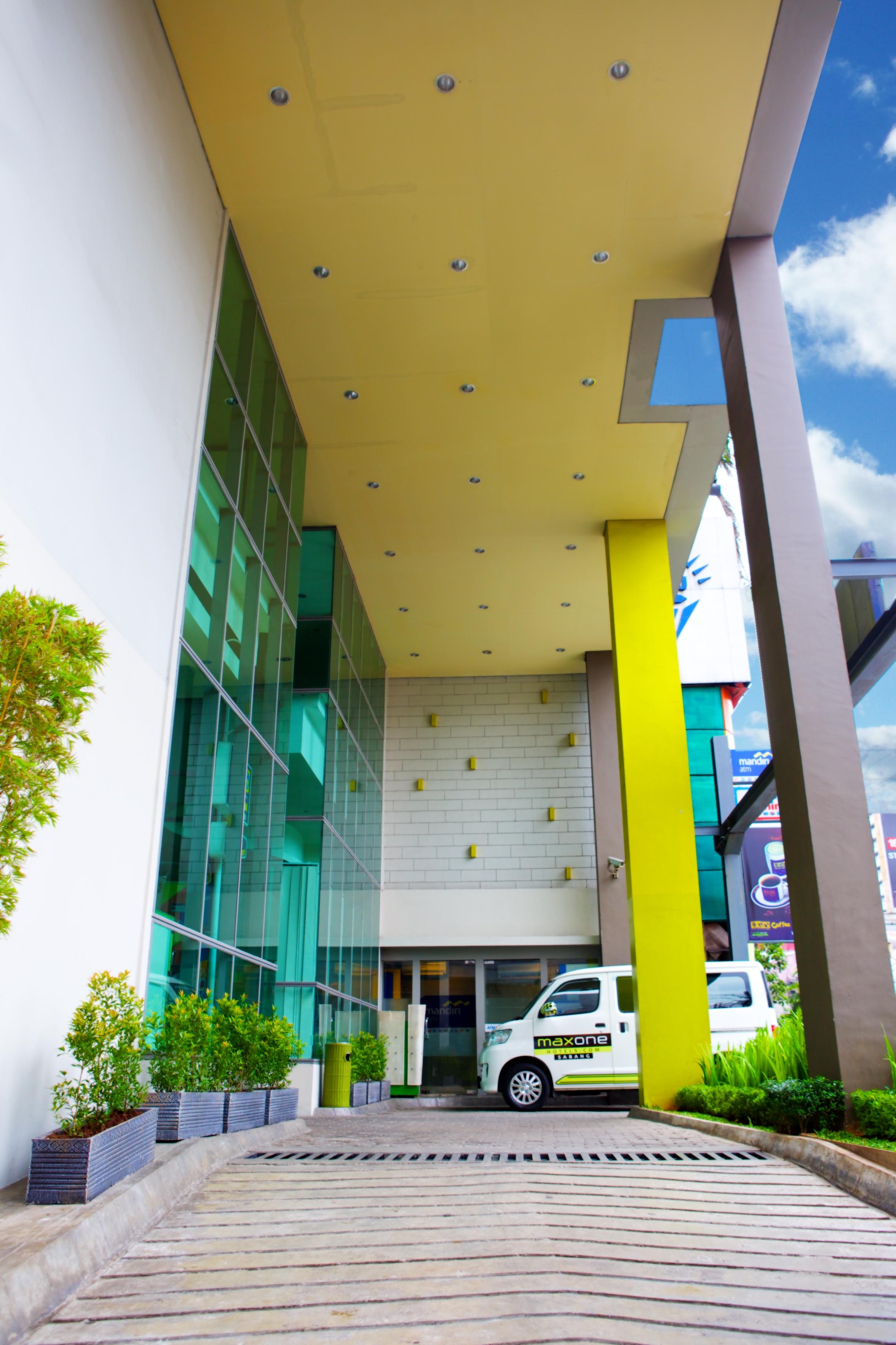 Maxonehotels.Com At Sabang Jakarta Exteriör bild