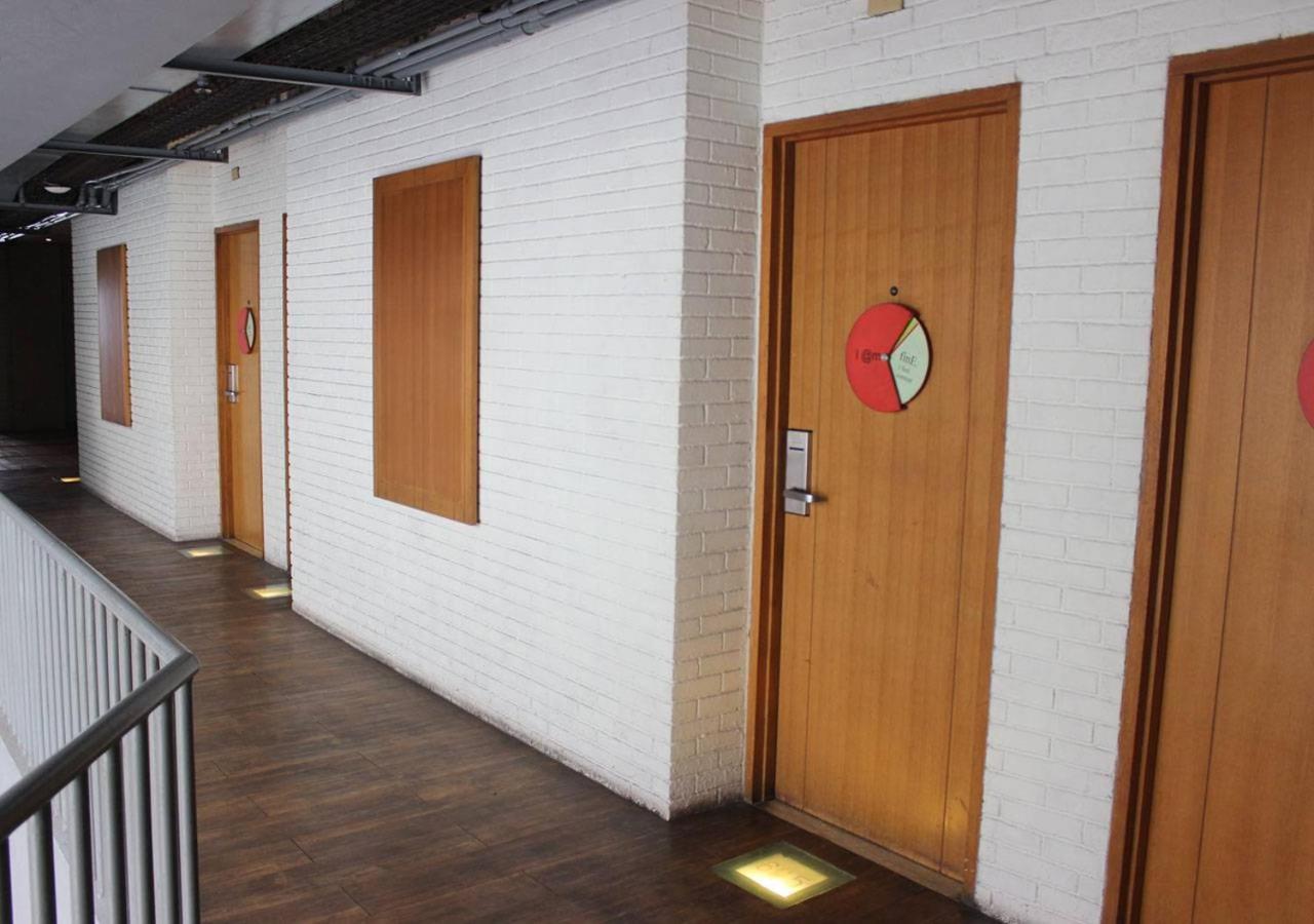 Maxonehotels.Com At Sabang Jakarta Exteriör bild